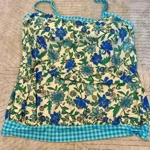 Lands end swim top. NWT - Picture 6 of 8